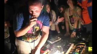 Dan Deacon - "Okie Dokie", Live at Forward Music Fest 2008