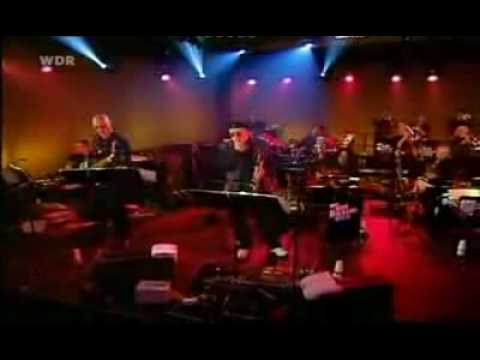 Michael Brecker and Randy Brecker with WDR Big Band - Straphangin'