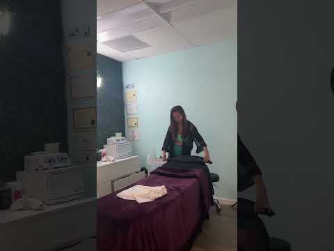 Facial time 🫶🏽 #esthetician #estheticianblogger #estheticianlife #estheticiantips #esthetics #fyp