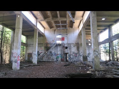 (VERY UNSTABLE) Exploring The Abandoned Lost Ruins