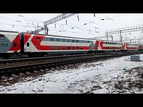 ЭП1М с двухэтажным поездом №35 Адлер Санкт-Петербург