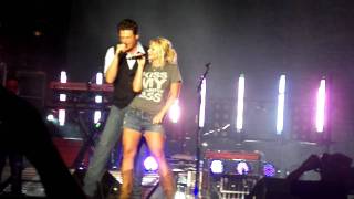 Blake Shelton (8 of 8) Wisconsin State Fair with Miranda &quot;Kiss My Country Ass&quot; 100_1159.MP4