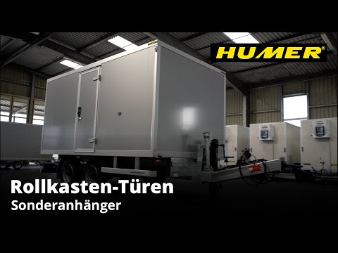 Sonderanhänger mit Rolltüren für die Feuerwehr