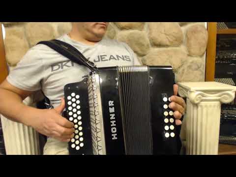 2735 - Black Hohner Corona Classic Diatonic Accordion GCF Sol 31 12 $599