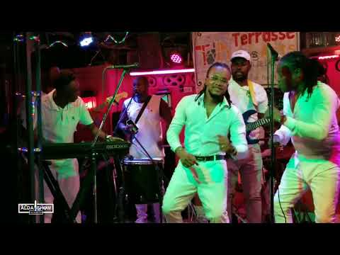 K-ZI MUSIC | MALE DJ (LIVE) JAZZ BREAKS THE PROGRAM IN THE PLAT WITH THIS INTERPRETATION WOY WOY.