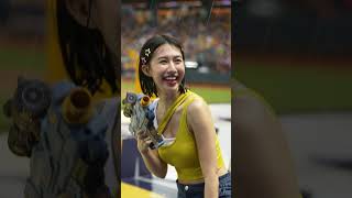 濡れた姿も可愛い。 儀諪 （いーてぃん） #台湾チア #passionsisters #cheerleader #치어리더  2024/07/14【台湾チアTV】