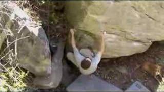 preview picture of video 'Rumbling Bald Bouldering- East Side 4/07'