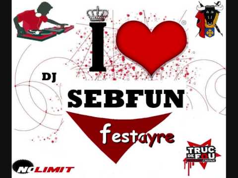 download lagu mp3 mp4 La Chatte De La Voisine, download lagu La Chatte De La Voisine gratis, unduh video klip La Chatte De La Voisine