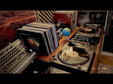 Deep Groove Vinyl House 008