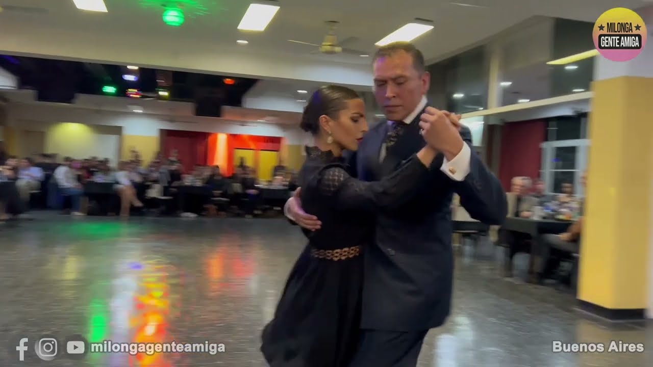 Alvaro Salas y Julieta Cappiello - Milonga Gente Amiga - 02/ABR/2023 (1/3)
