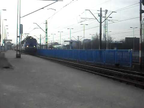 Odjazd EP09-001 z "Barbakanem" z Łodzi Kaliskiej