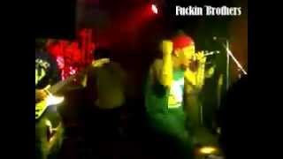 Fuckin´Brothers - Two Babies In The Dark (en vivo) Tributo a Bad Religion