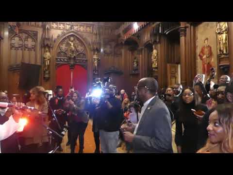 DIZZY MANDJEKU ET LOKOMBE CHANTENT MADO DE L'EPOQUE DE GRANDS MAQUISARDS 69 / 70