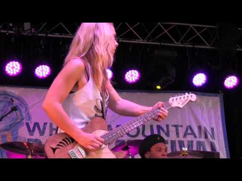 SAMANTHA FISH BAND - "Kick Around" 8-15-14