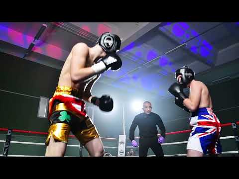 Junior boxing at TGAO7 - SEERY VS LIPPITT