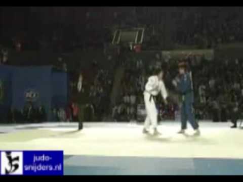 Judo 2009 Tbilisi: San Miguel (ESP) - Tsimashenka (BLR) [-78kg].