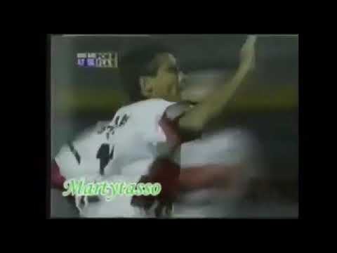 Romário (Flamengo) - 27/10/1999 - Portuguesa-SP 2x3 Flamengo - 2 gols
