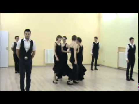 Krakowska Szkoła Tańca - pokaz młodzieży walc wiedeński