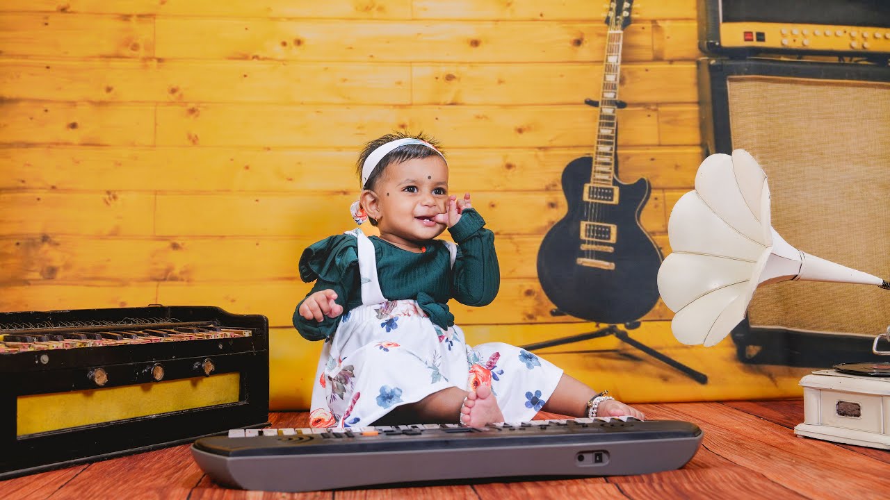 Cake smash Aadriti