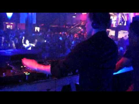 Philippe Rochard and Max B. Grant - Montreux Sundance (Live) 3/7