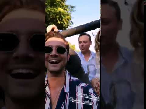 O γάμος του Νίκου Μίχα