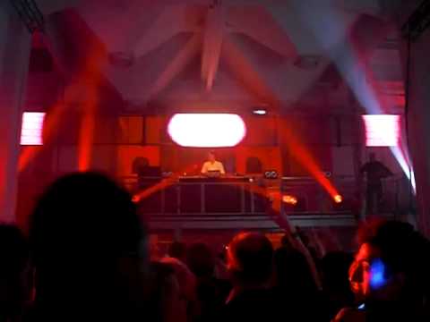 Armin Van Buuren playing 3rd Moon - Monsun @ Voimala 13.3.2009