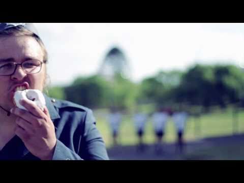 djexcess - STOMACH IN, CHEST OUT!