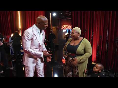 Golden Buzzer: Cristina Rae - America's Got Talent