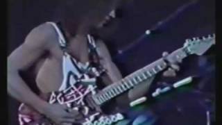 Van Halen - Somebody Get Me a Doctor ( LIVE Largo 1982 )