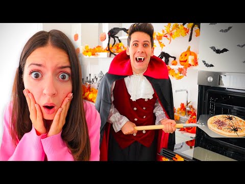 LUÌ VAMPIRO CREDE DI AVERE UNA PIZZERIA DENTRO CASA!!