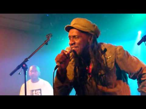 Linval Thompson - Jah Jah The Conqueror (Live @ Vooruit Gent Nov 2, 2010)