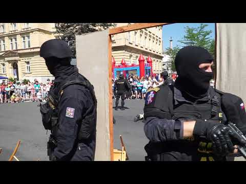 Policie ČR: Den Policie ČR aneb IZS v akci