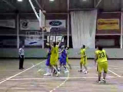 sènior masculí "b" cistella de calité al final del 2n quart