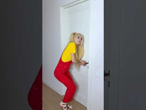 How to open this door?😱🔑