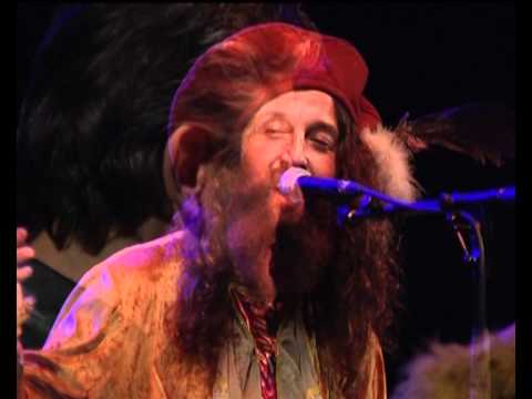 "Den Denuvam" La Colonie Volvox feat. Theodosii Spassov  (Live in MKC, Skopje 2011)