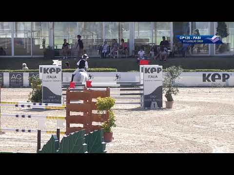 Hurricane Spartacus: Seconda giornata di Pony Master Show Future Pony (120)/4 penalità, 6ª posizione