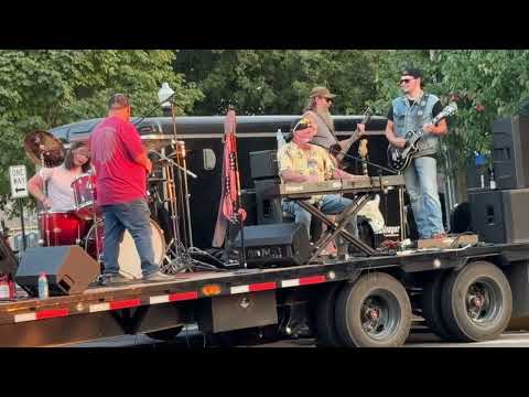 OVERWATCH band sound check jammin in union city TN !! 