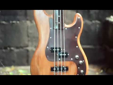 My New Signature Fretless bass. JI JBK PJ