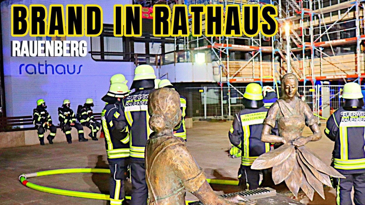 Passanten bemerken Brand am Rathaus in Rauenberg