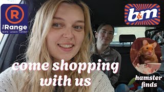 Shopping at B&M for our new hamster- Lesbian Couple UK Vlog