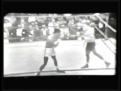 Carlos Ortiz vs. Harry Bell