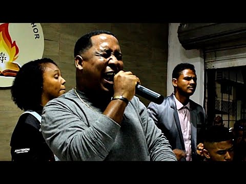 Bispo Zadoque AO VIVO - canta pra mim prega pra mim