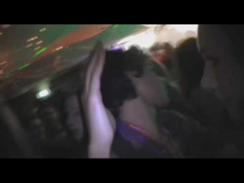 Sjors Donders playing Where's your head at?! @Iets Anders, Waalwijk