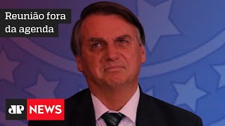 Bolsonaro reúne ministros no Palácio do Planalto em possível reunião sobre vacinas