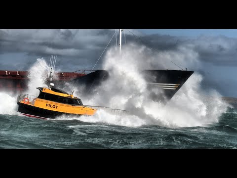 Interceptor 48 pilot boat 'Miami' on sea trials
