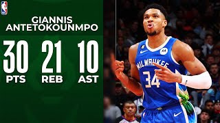 Giannis Antetokounmpo - Milwaukee Bucks