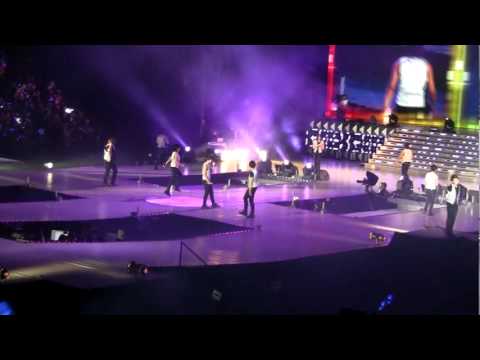 [FanCam] 012310 Super Show 2 Beijing - Miracle (7)