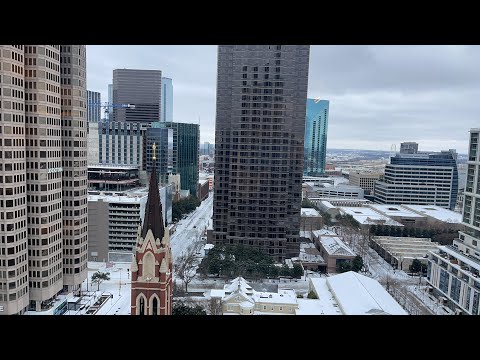 Live DownTown Dallas Snow!