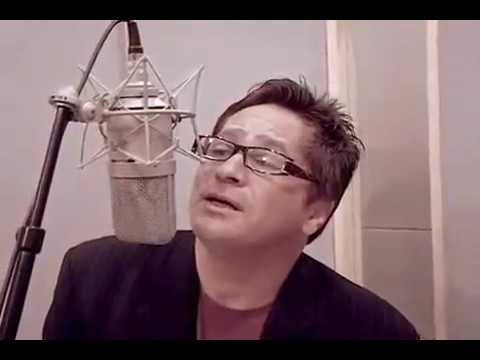 Leonardo - Tem Alguém no Seu Lugar