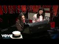 The White Stripes - My Doorbell (Live @ VH1 9/23/2005)